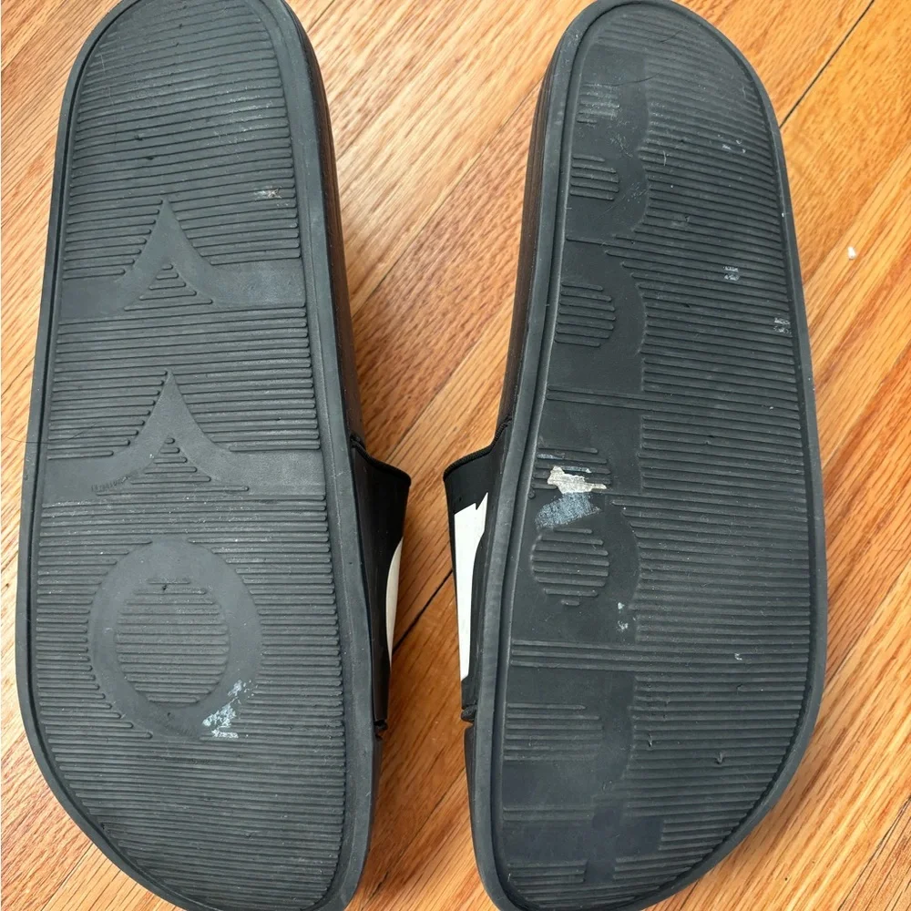 Isabel Marant designer pool slides - Picture 2 of 4
